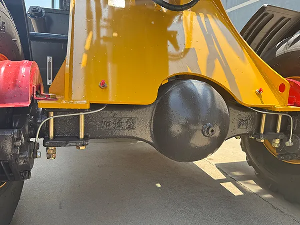 Усиленный ведущий мост для повышенной грузоподъемности и улучшения внедорожных качеств погрузчика