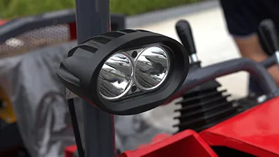 Мини-погрузчик с бортовым поворотом S390