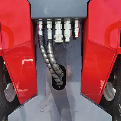 Мини-погрузчик с бортовым поворотом T390