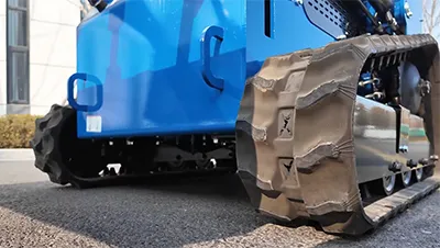 Мини-погрузчик с бортовым поворотом T460