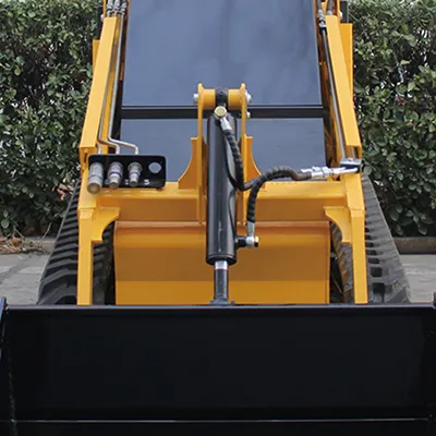 Мини-погрузчики с бортовым поворотом T750