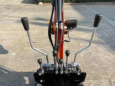 Гусеничный мини-экскаватор KV08